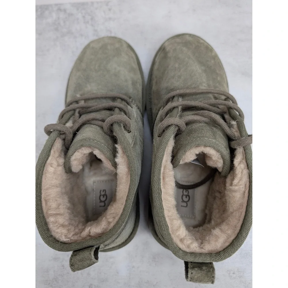 UGG Mens Neumel Chukka Boots Size 8 Olive Suede‎ Lace Up 3236